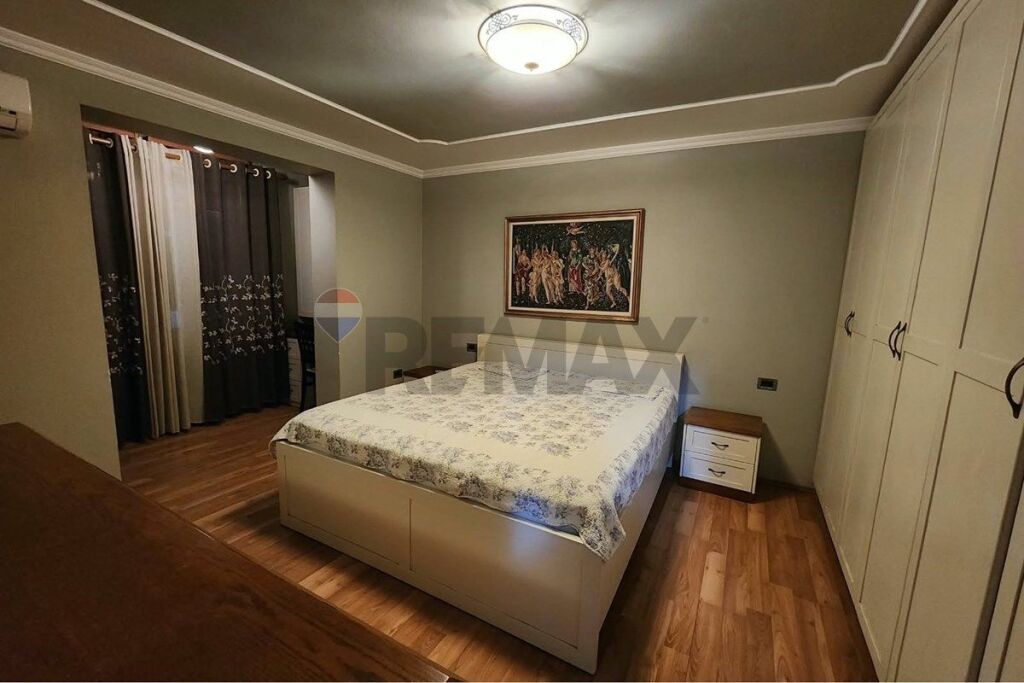 Apartament - Për Qira - Rruga Mihal Grameno, Tiranë