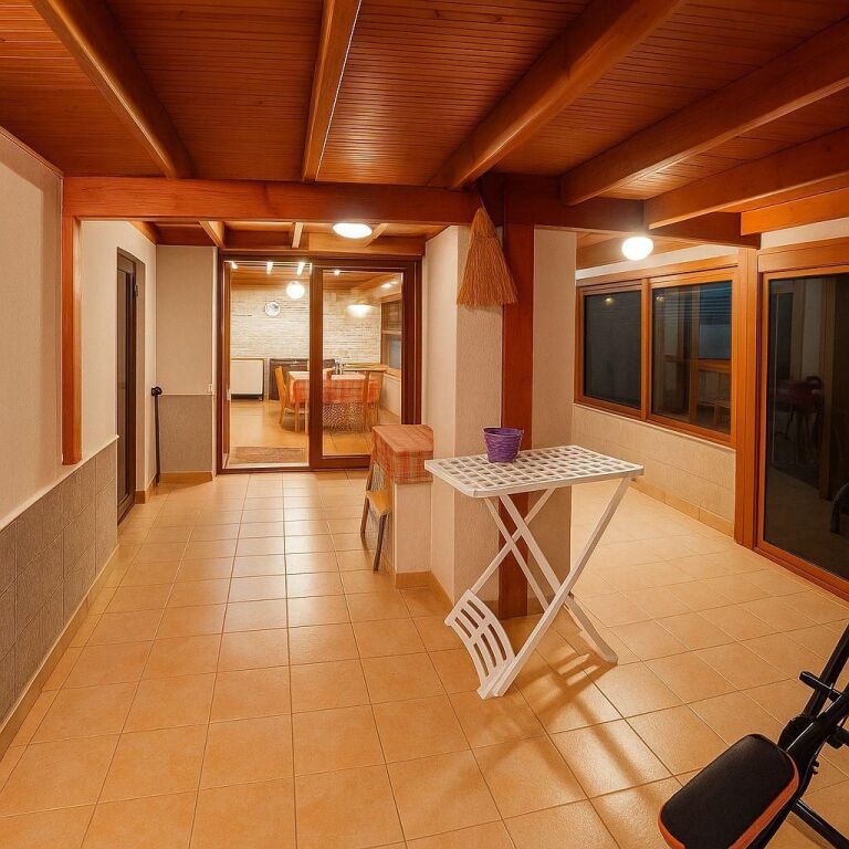 Shitet ose jepet me qera apartament 3+1+2 pamje ballore deti