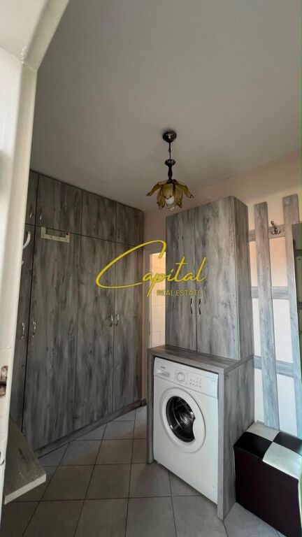 GARSONIERE ME QIRA 45 M2 BRRYLI 60.000 LEKE
