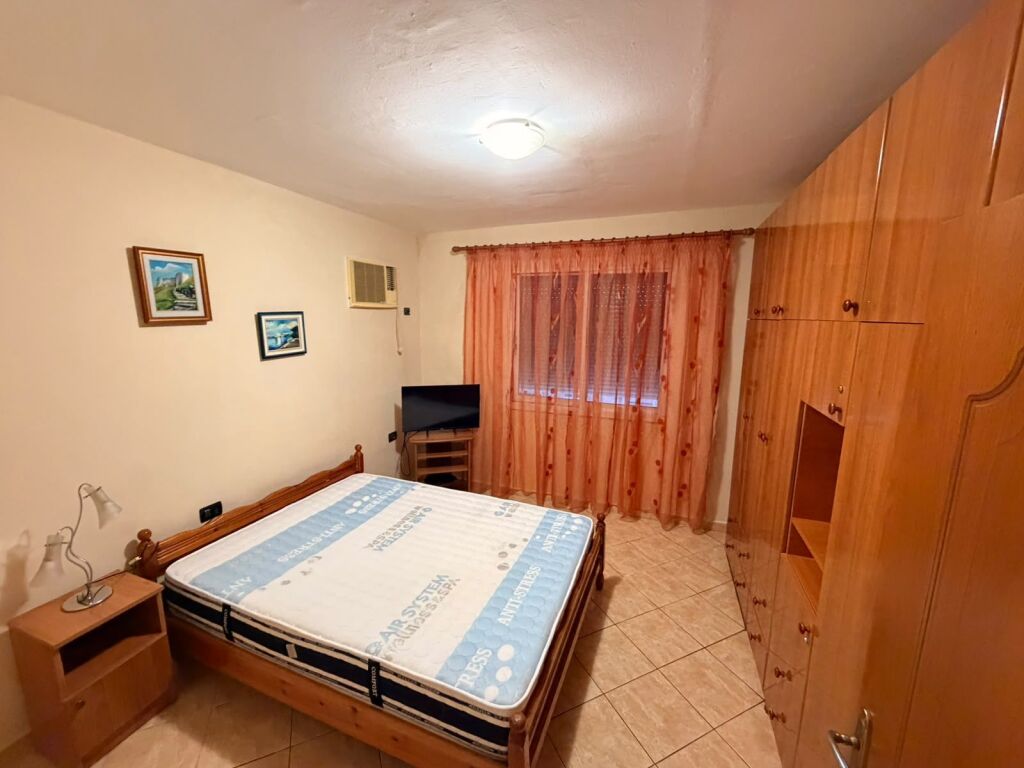 Tirane, jap me qera apartament 2+1+Aneks+Ballkon Kati 5, 73.1 m² 550 € (Mbrapa UET, Porcelani)
