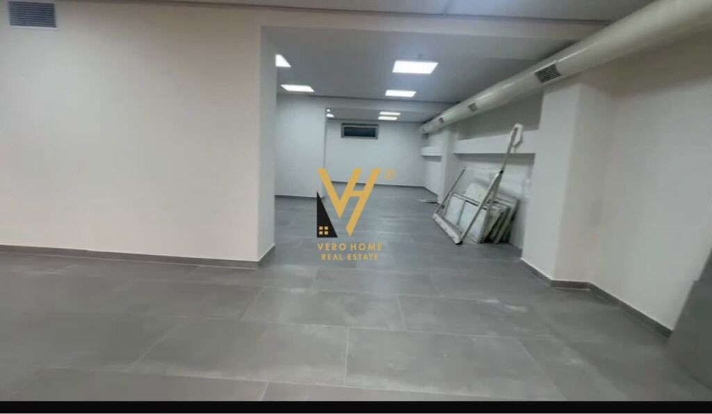 BUSINESS PREMISES FOR SALE 130 M2 IN VASIL SHANTO 400,000 EURO
