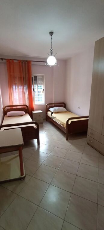 APPARTAMENTO IN AFFITTO 2+1 COMUNE DI PARIGI 65.000 LEKE  FH-97215