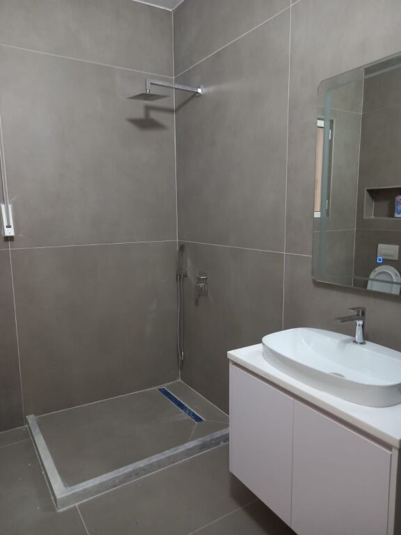Apartament me qira lungomare Vlora