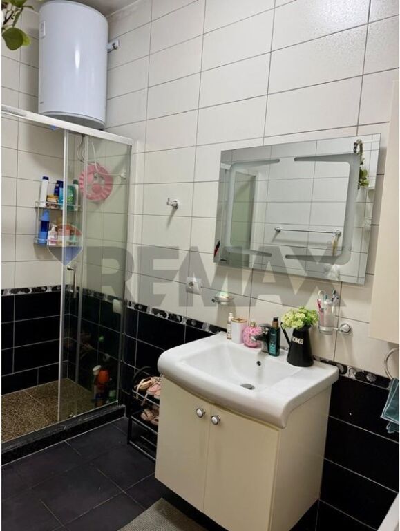 Apartament 2+1+2+Parkim me qera Yzberisht