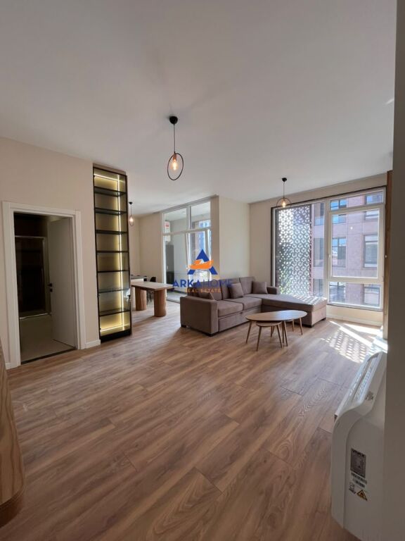 JEPET APARTMENT ME QERA 2+1+BALLKON "RRUGA SIRI KODRA" 1000 EURO