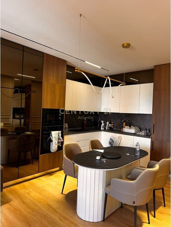 APARTAMENT 2+2 PËR SHITJE NË KAVAJË