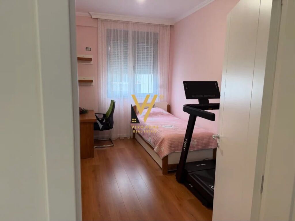 JEPET APARTAMENT 2+1+2+BLK ME QERA TE LIQENI THATE 75.000 LEKE
