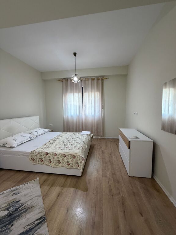 Appartamento in affitto 1+1 +posto parcheggio 60.000 lek