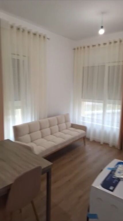 Apartament me qera 1+1