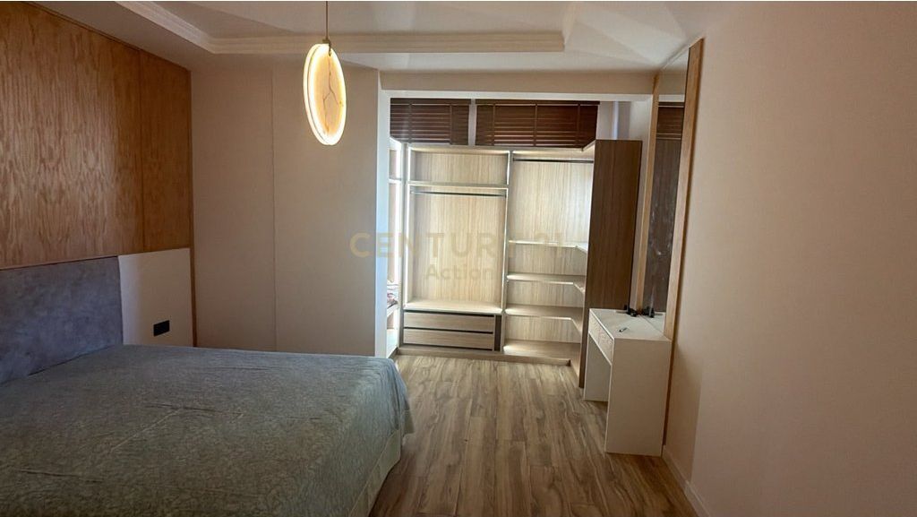SHITET APARTAMENT 2+1 | RRUGA E PORTIT, DURRËS   322,000 €