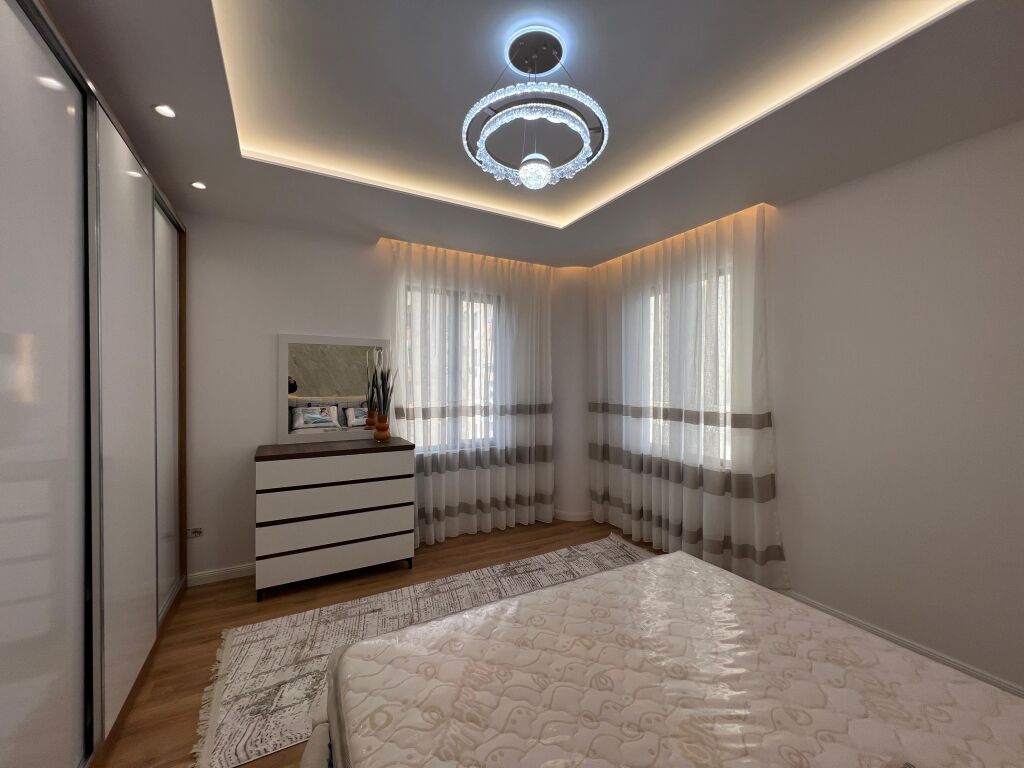 Shitet Apartament 2+1+2 📍 Pallati me Shigjeta, Rruga e Kavajës