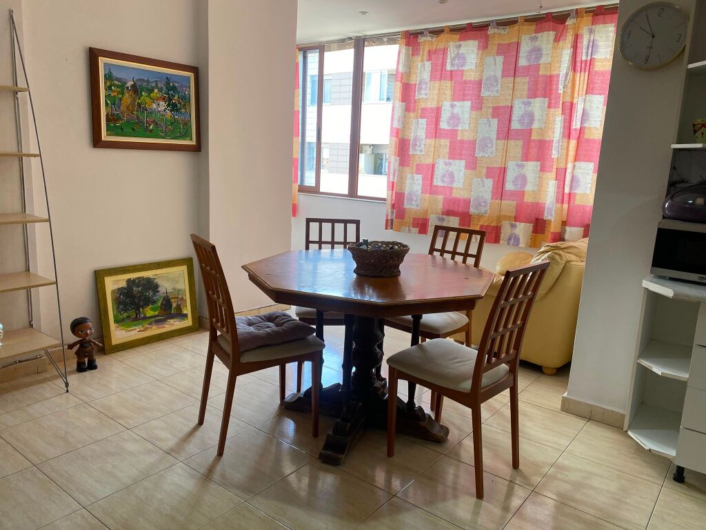 Apartament me qera tek Rruga Bogdaneve ID 5760