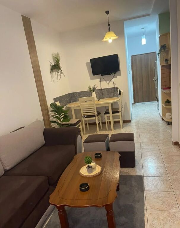 APPARTAMENTO 1+1 50.000 LEKE MYSLYM SHYRI