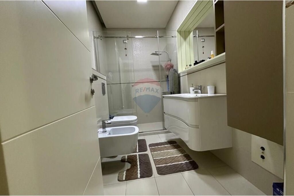 Apartament - Për Qira - Zogu I Zi, Tiranë