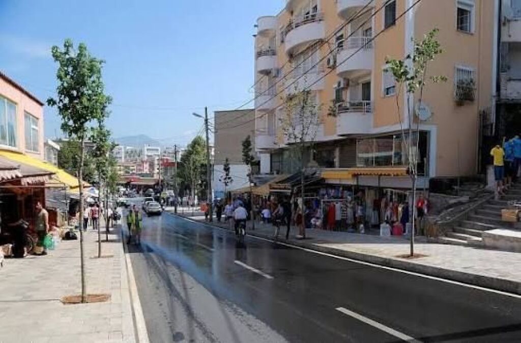 APARTMENT 2+1 FOR SALE – 5 MAY