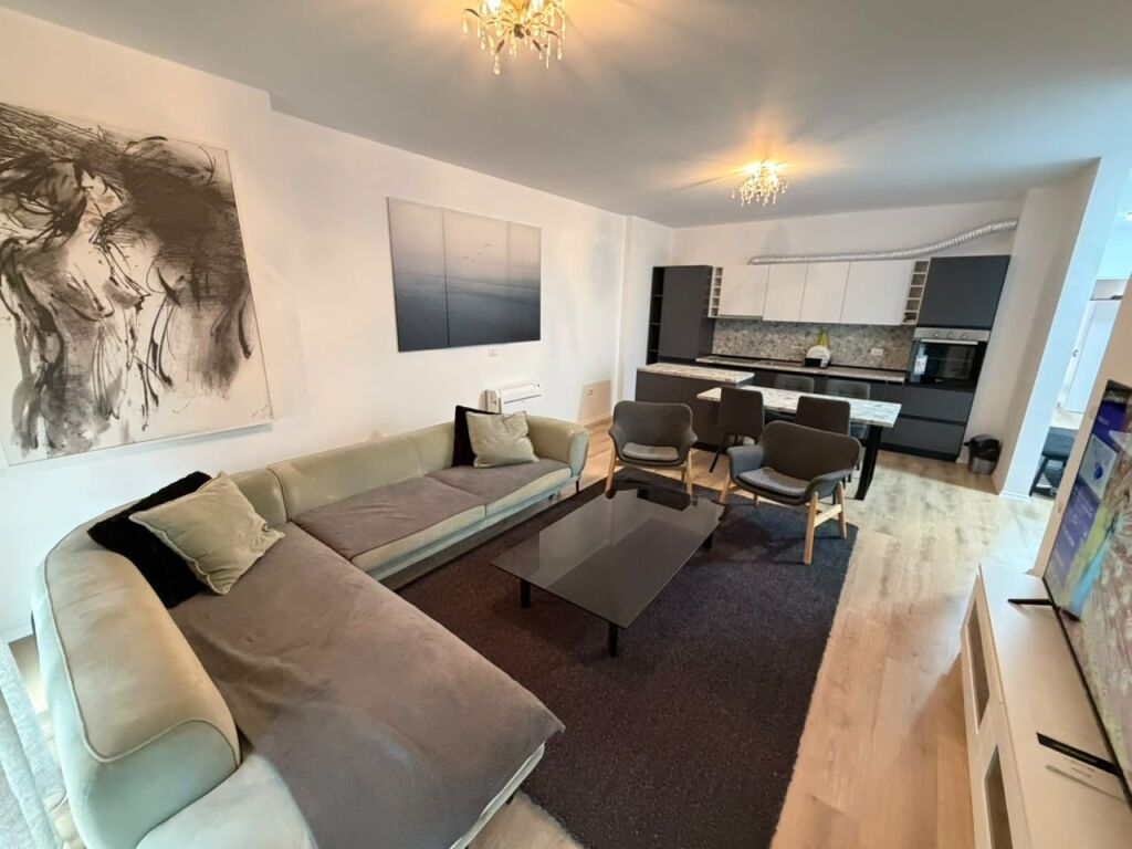 Jepet me qera super apartament 2+1+2+ 🅿️