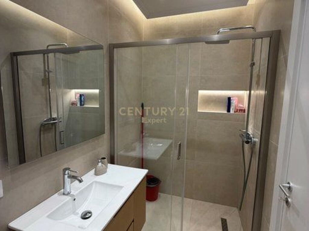APPARTAMENTO 2+1 IN AFFITTO – RESIDENZA PARALEL LIVING, DON BOSKO, TIRANA