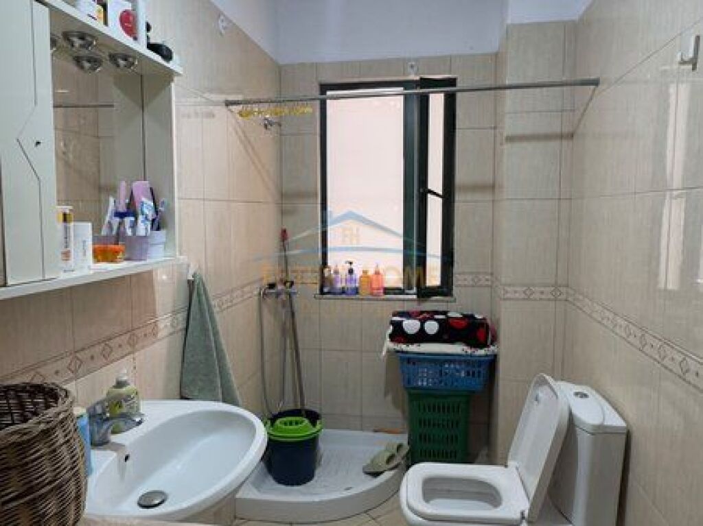 Shitet, Apartament 2+1+Post Parkimi, Kodra e Diellit, Tiranë