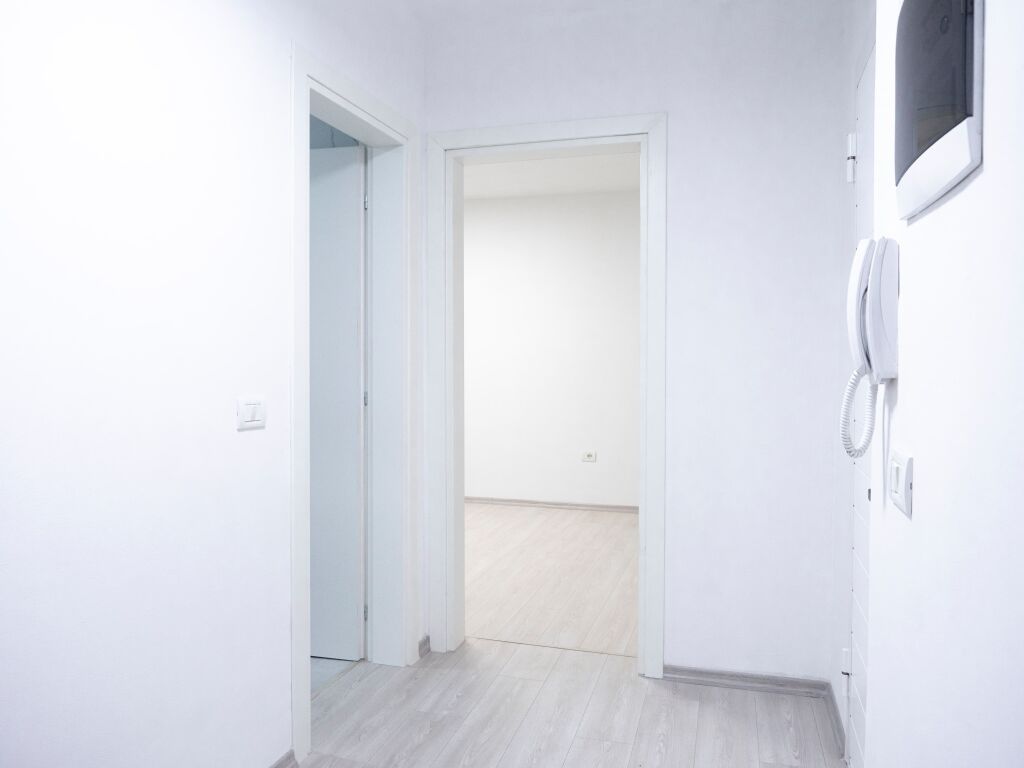 Zyre Me Qera 2+1 tek Sheshi Willson (ID BZ2511) Tirane