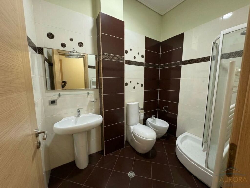 Rent, Apartment 2+1+2, Pazari i Ri.
