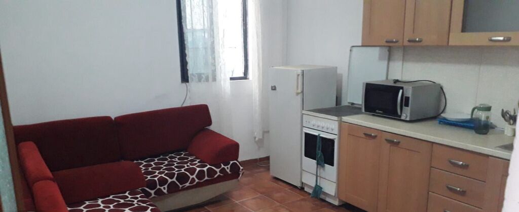 Qera | Shtëpi private 1 + 1 | Komuna e Parisit | 400 €/muaj