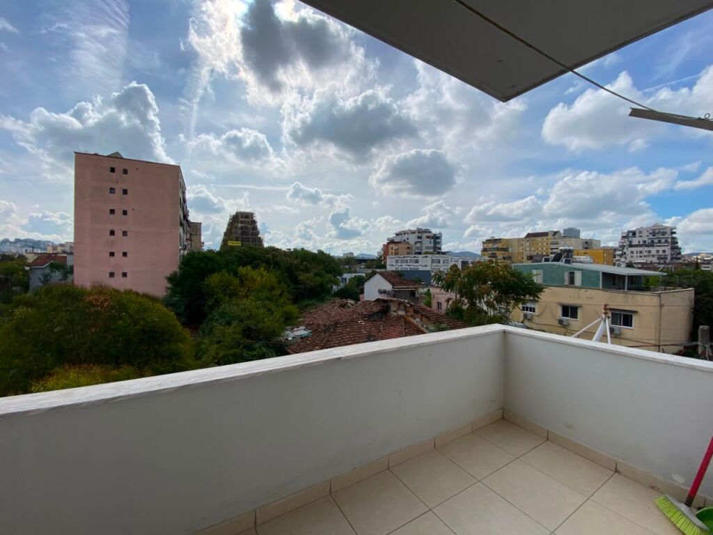 AFFITTO ▪️︎ APPARTAMENTO 2+1+2 BAGNI + 3 BALCONI 📍PAZARI RI, TIRANA