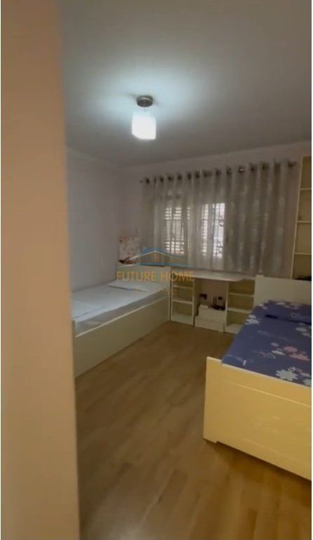 Disponiamo di un appartamento 3+1+2 in affitto, Via Sami Frashëri, Tirana