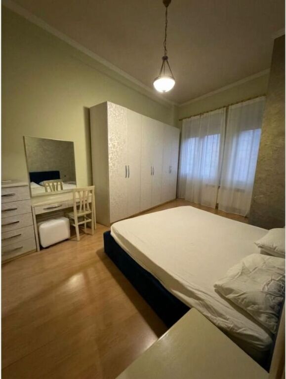 Rent, Apartment 2+1+2, Pazari i Ri.