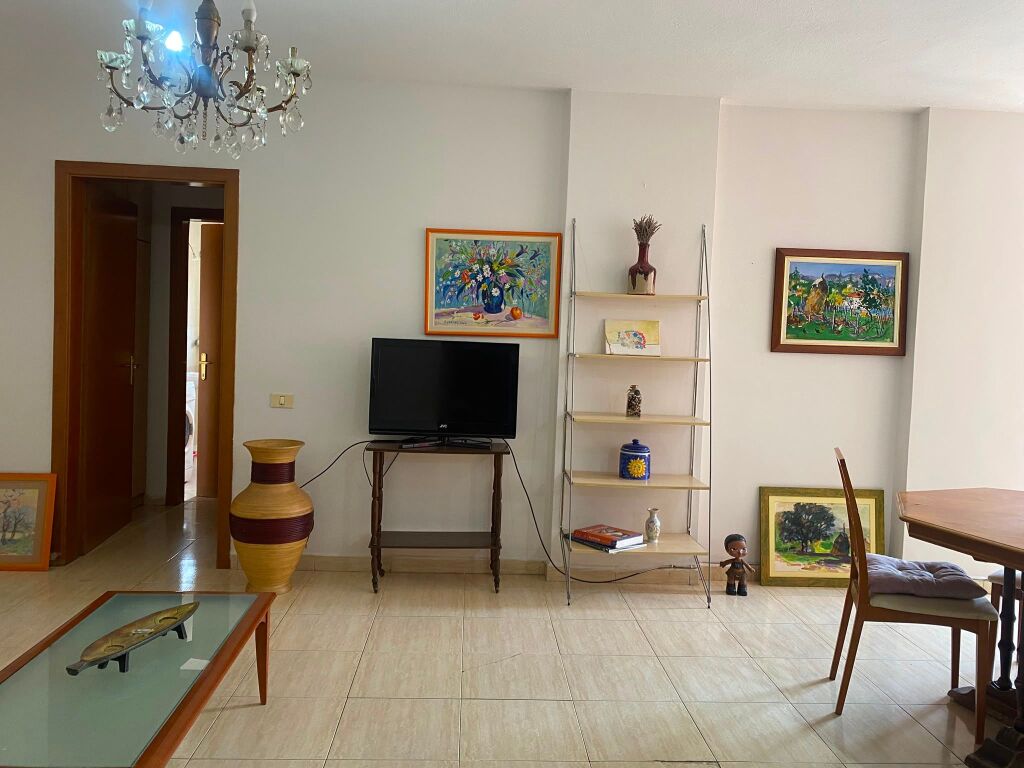 Apartament me qera tek Rruga Bogdaneve ID 5760