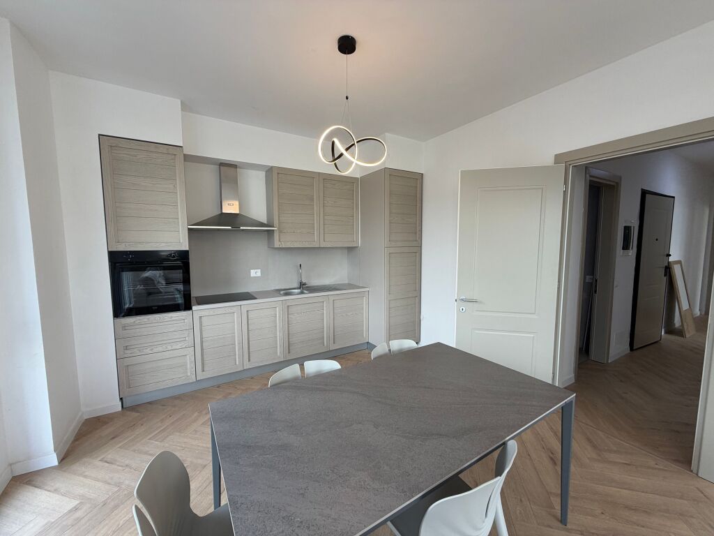 📣 AFFITTO Appartamento 2+1 Con 2 Bagni 📍 Via “Jordan Misja” ✨