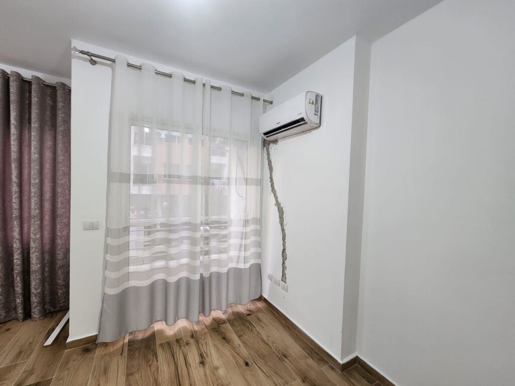 Apartament 2+1 për Qira 112m², në Yzberisht