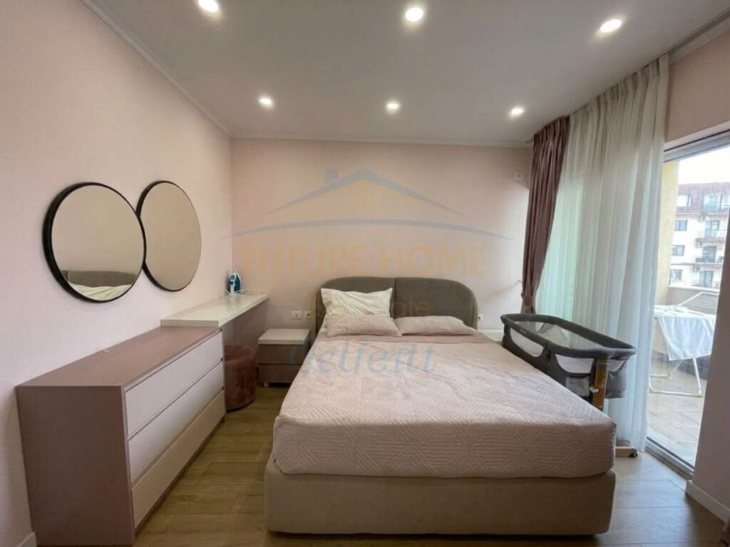 Qera, Apartament 2+1 Komuna E Parisit , Tiranë.
