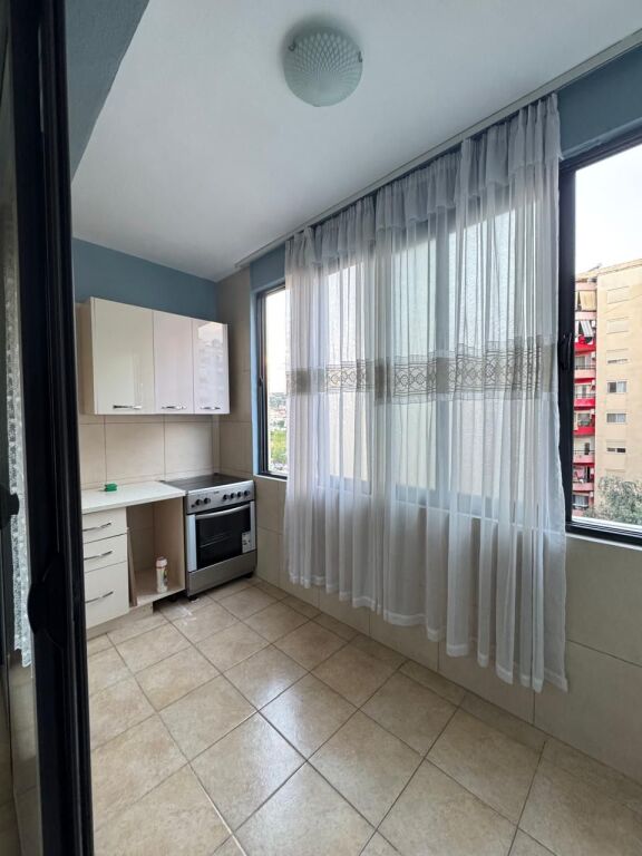 Apartament me qera 1+1 📍Astir, prane bar Return, rruga Astrit Losha