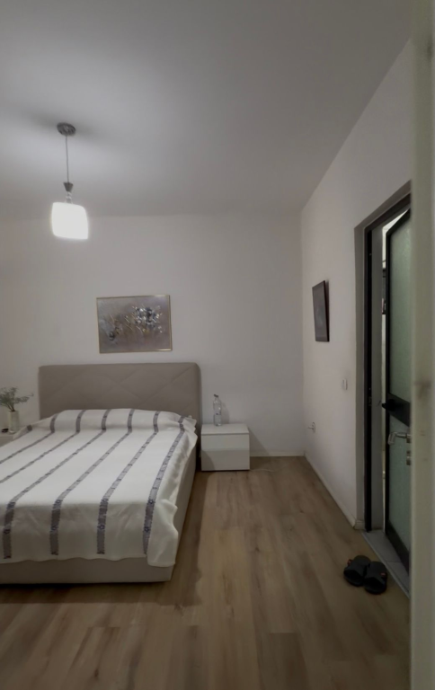 Apartment 2+1+2 for sale in the Paris Commune, Tirana.