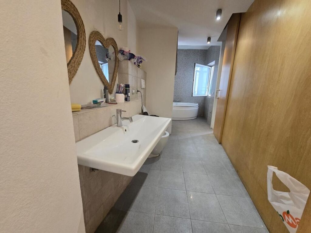 Shitje | Apartament 3 + 1 | | 350000 €