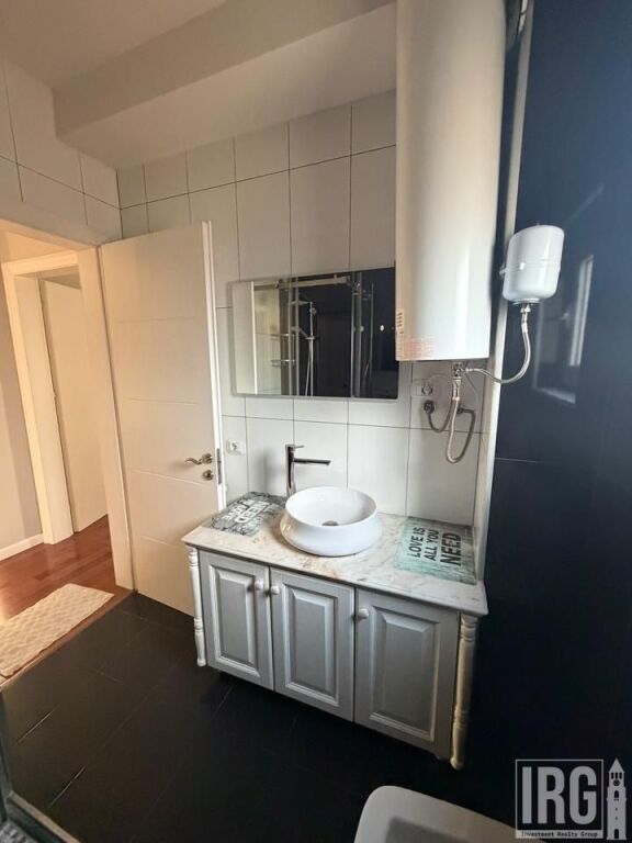 APARTAMENT 2+1 me post parkimi ME QIRA | SELITË – PRANË UNIVERSITETIT “MARIN BARLETI”