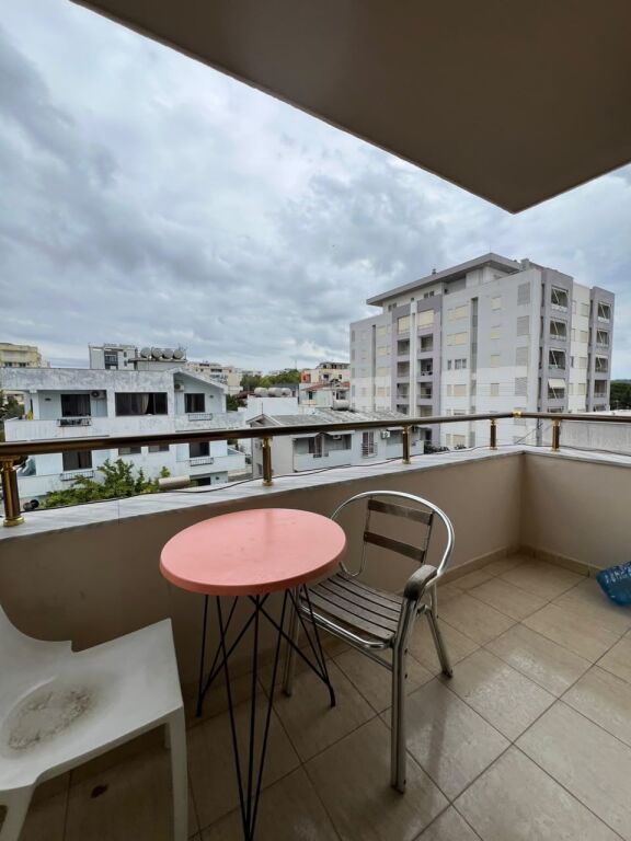 APARTAMENT 1+1 ME QIRA – ILIRIA PLAZH, DURRËS 🌊