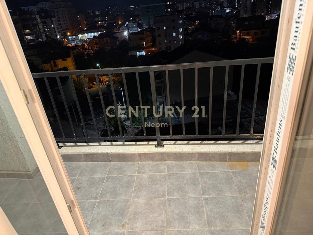 Apartament 2+1 me Qira, pranë Fakultetit te mjekesise