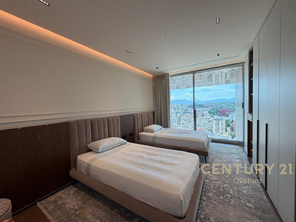 Shesim Apartament Luksoz 2+1 + Post Parkimi tek “Down Town Tirana” ,ne Rrugen e Elbasanit me pamje nga Stadiumi “Air Albania”!
