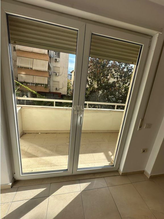 Qender - Jepet Zyre 2+1+2 108m2 Tek Atsh Lokacion Premium