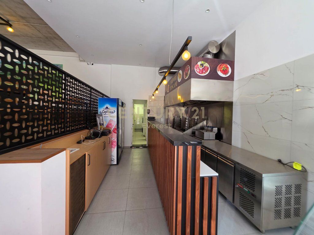 VENUE, ASL2 COMPLEX--GRILL RESTAURANT FOR RENT (READY TO WORK)