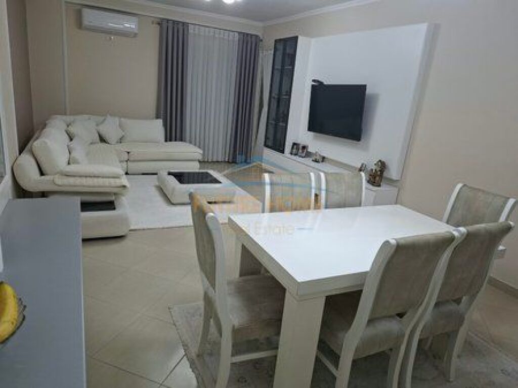 Shitet, Apartament 2+1, Yzberisht, Tiranë