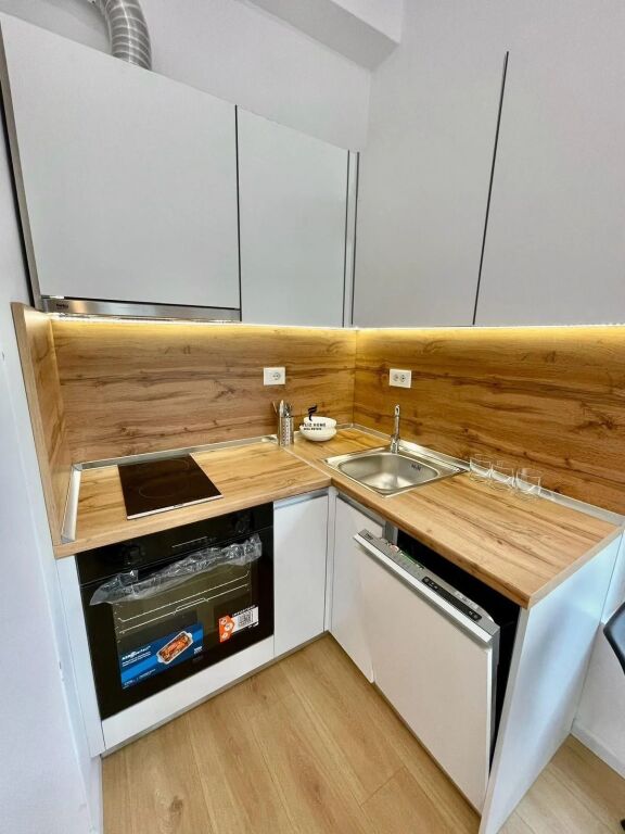 APARTAMENT ME QERA 1+1 ALI DEMI 45.000 LEKE FH-97229