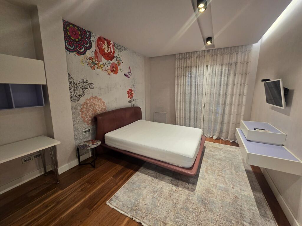 Apartament Me Qera 3+1 Tek Secret Garden Residence (ID B230232) Tirane