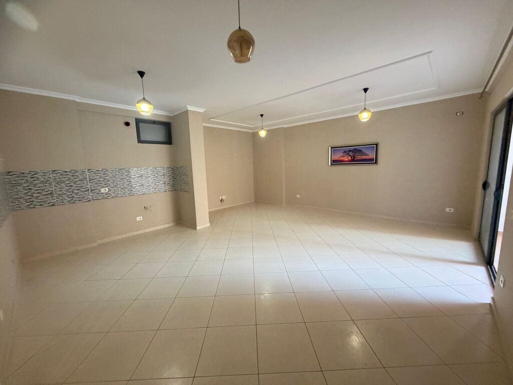 🏡 SHITET APARTAMENT 2+1+2 | PALATET ÇABEJ – YZBERISHT