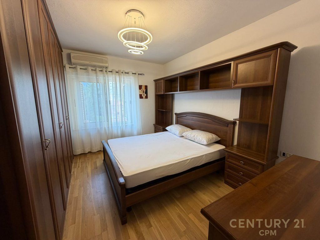 Apartament 1+1 Per Qira Te Rruga e Durresit