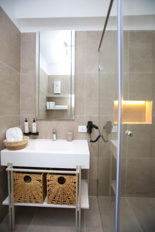 Shitet Apartament 2+1 ne zonen e Lungomares, Vlore ID 5778