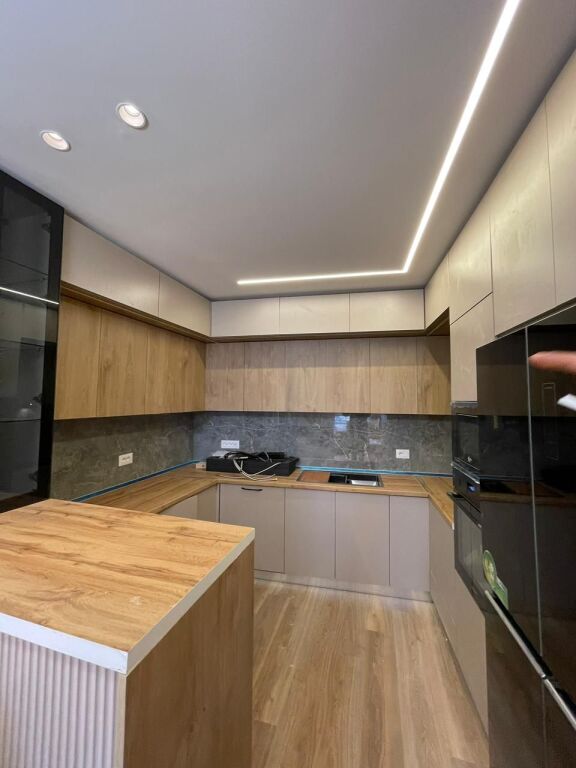 🌇Apartament 2+1+2 per shitje te Rruga e Dibres🗝️