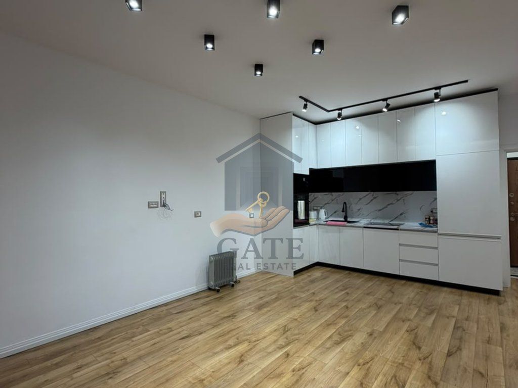 SHITET APARTAMENT 2+1 – PALLATI I SPORTIT, DURRËS
