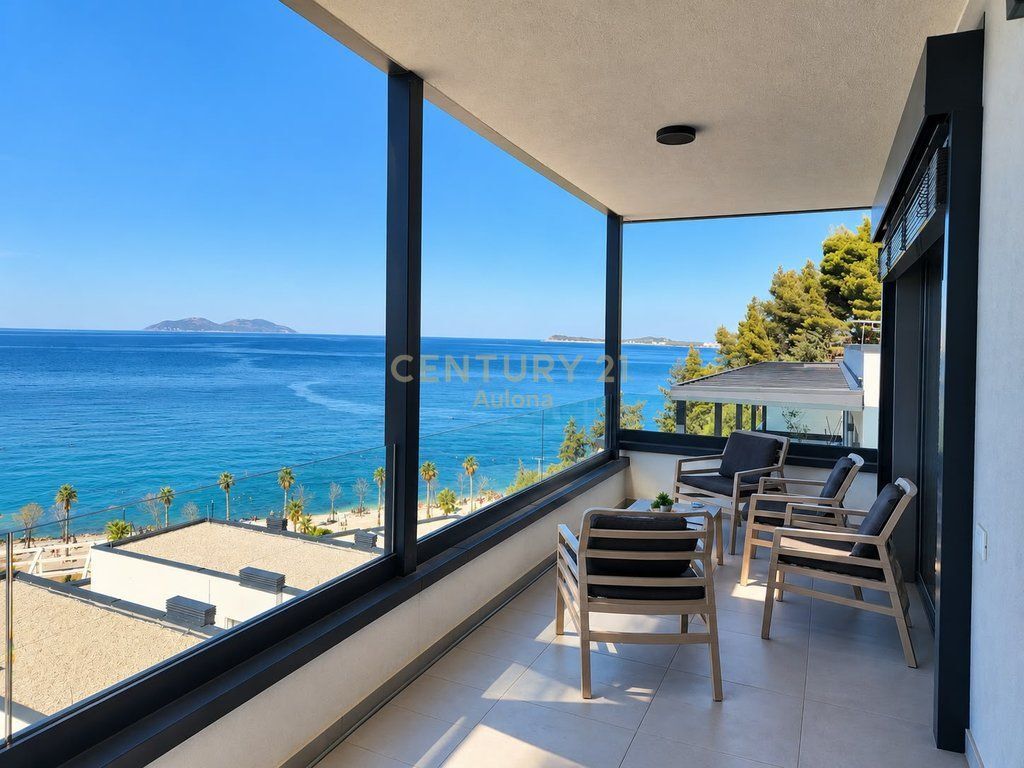 Penthouse Luksoze me Pamje Panoramike në Rivierën e Jugut